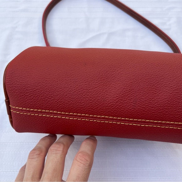 Dooney & Bourke Small Barrel Bag red leather - Picture 7 of 11